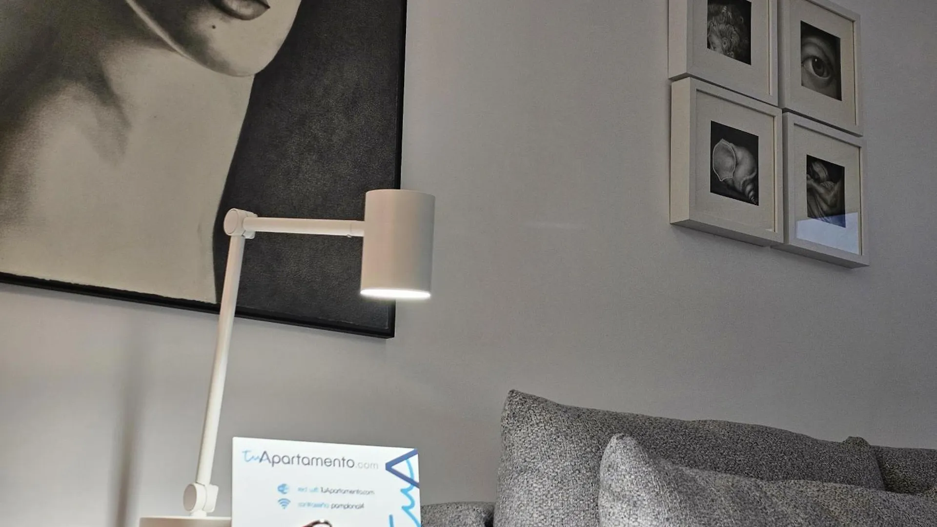 El Chupinazo Estafeta 85 Tuapartamento Apartment Pamplona Spain