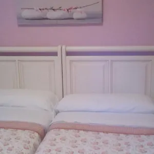 Bed & Breakfast Pension Room Pamplona, Pamplona